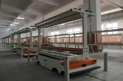 超級工廠特輯·東鵬瓷磚江門基地|堅持“智能制造+綠色生產”發展模式,構建行業綠色智能生態圈